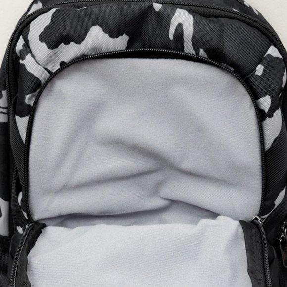 Under Armour Hustle 3.0 Backpack - Picture 5 of 8